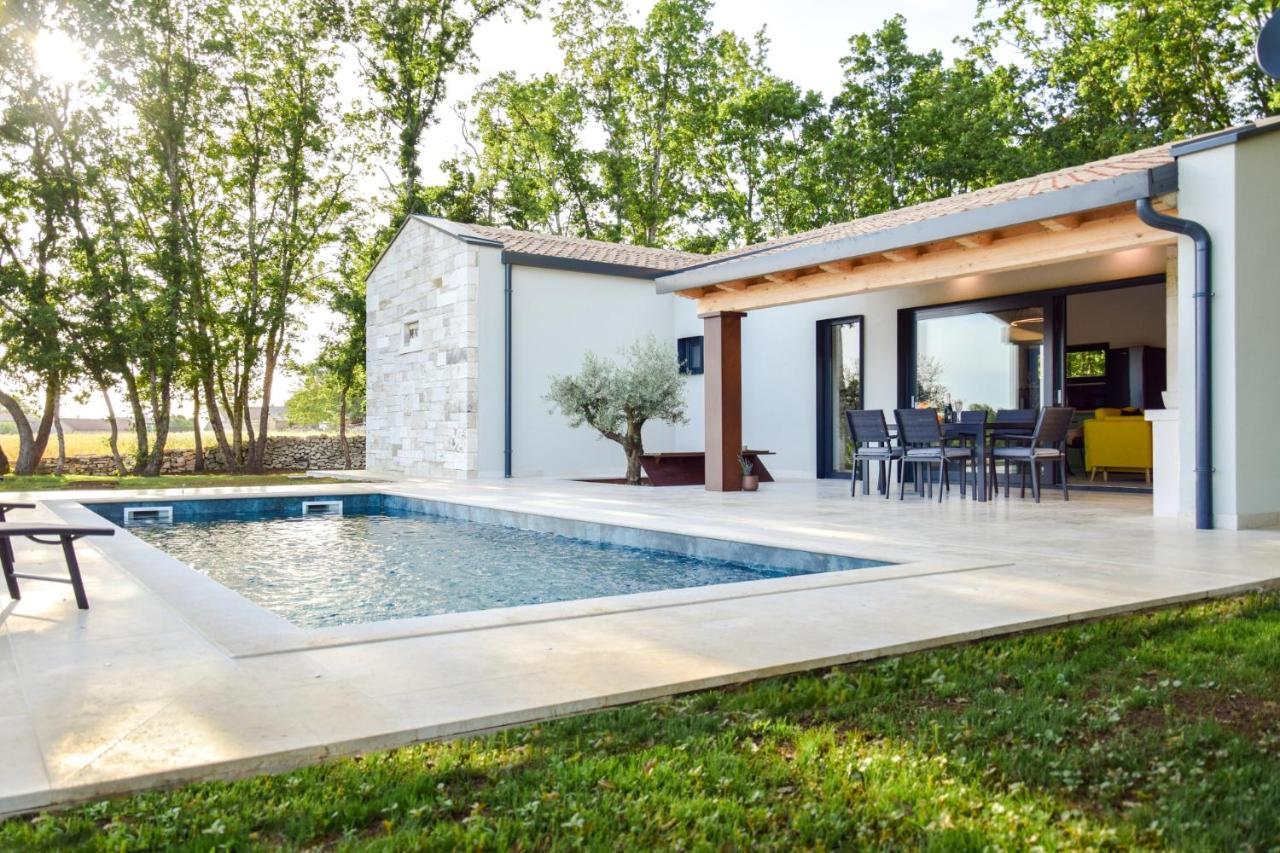 Вилла Casa Bosca With Heated Pool Sveti Petar u Sumi Экстерьер фото